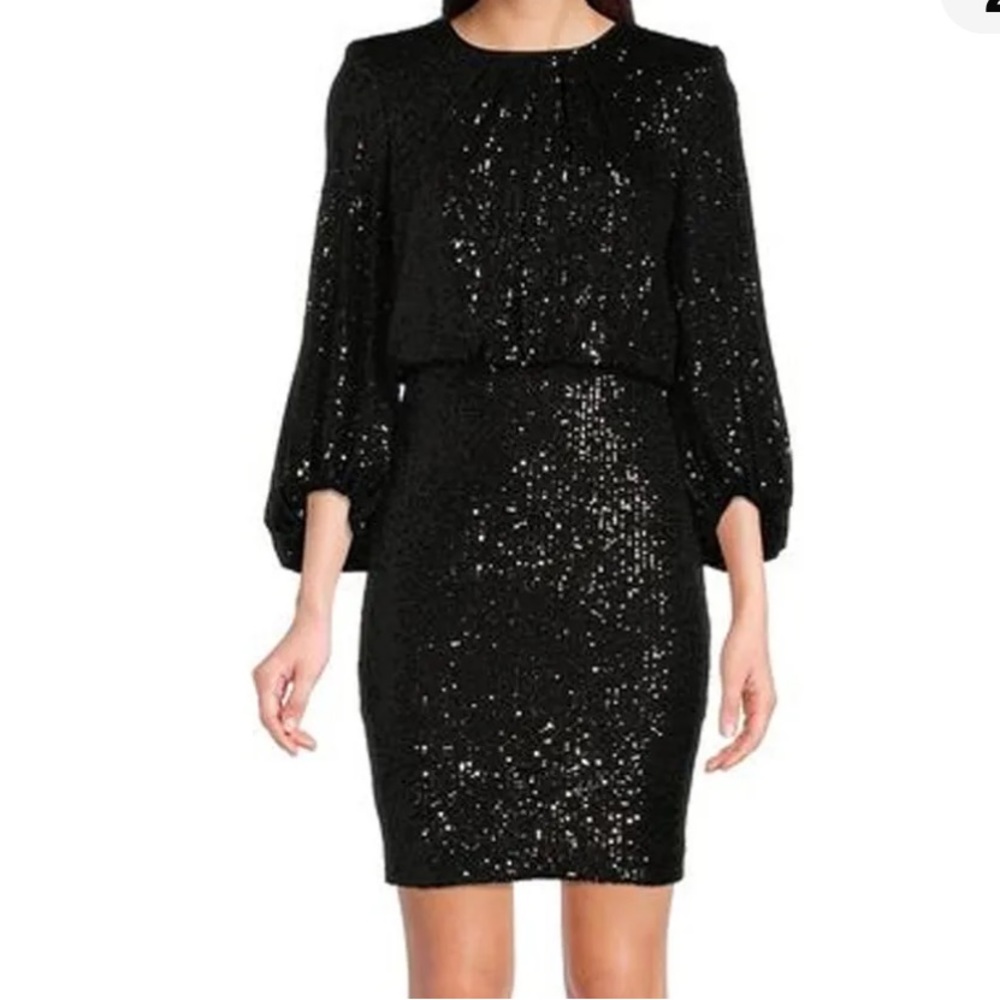 NWT. Vince Camuto Size 4 Black 3/4 Balloon